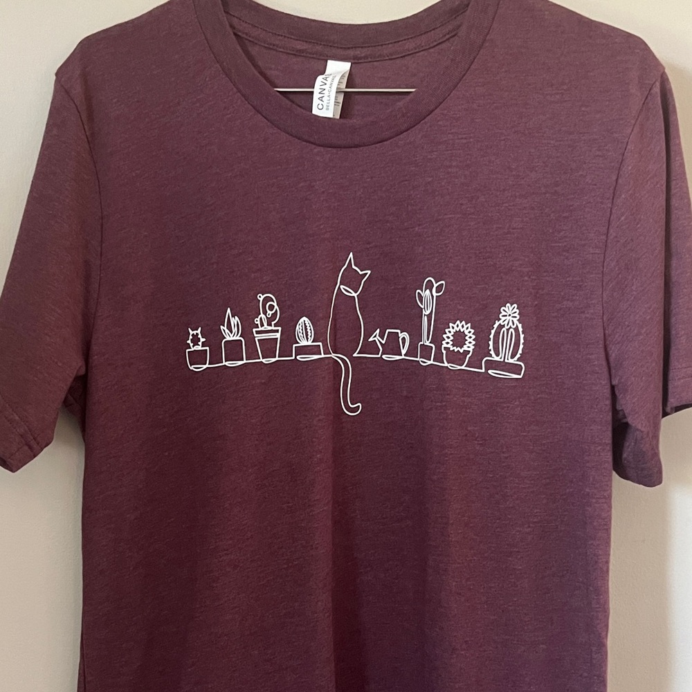 Medium Graphic Tee with Cat & Plants